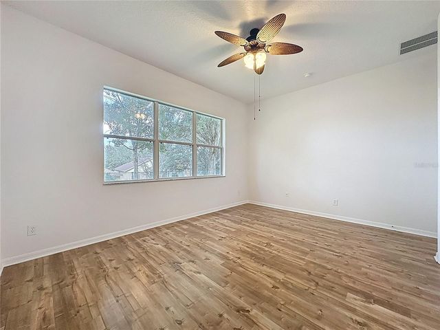 107 CRESCENT MOON DRIVE, Groveland, FL 34736