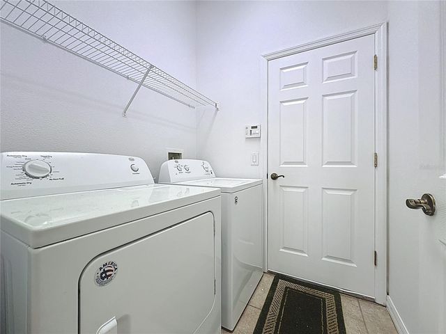 107 CRESCENT MOON DRIVE, Groveland, FL 34736