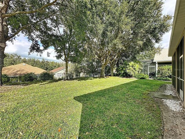 107 CRESCENT MOON DRIVE, Groveland, FL 34736