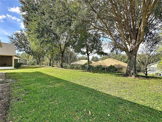 107 CRESCENT MOON DRIVE, Groveland, FL 34736