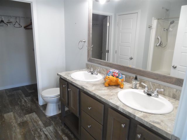 3995 Sherwood Lakes Boulevard, Jackson, MI 49201