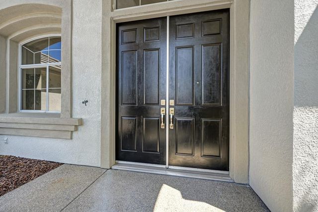 816 Dragonfly Ct, Roseville, CA 95747