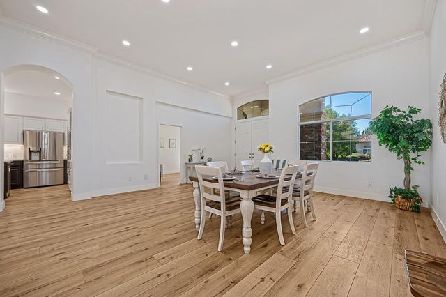 816 Dragonfly Ct, Roseville, CA 95747
