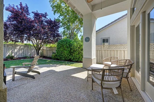 816 Dragonfly Ct, Roseville, CA 95747