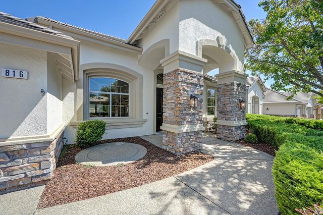 816 Dragonfly Ct, Roseville, CA 95747