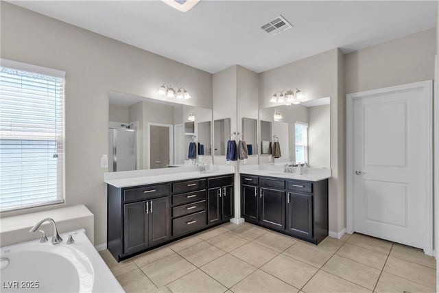 9950 Coyote Echo Court, Las Vegas, NV 89166