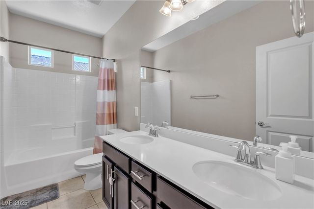 9950 Coyote Echo Court, Las Vegas, NV 89166