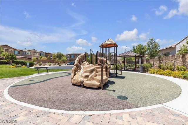 9950 Coyote Echo Court, Las Vegas, NV 89166