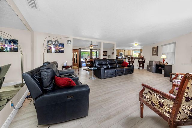 7913 BEASLEY ROAD, Tampa, FL 33615