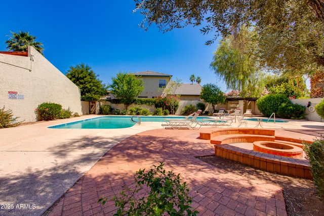 6 E MANZANITA Drive, Phoenix, AZ 85020