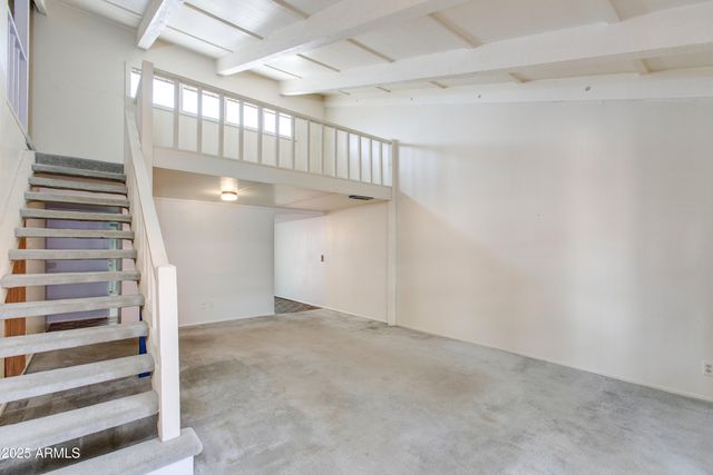 6 E MANZANITA Drive, Phoenix, AZ 85020