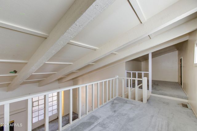 6 E MANZANITA Drive, Phoenix, AZ 85020