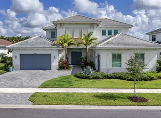 9336 Coral Isles Circle, Palm Beach Gardens, FL 33412