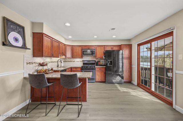 103 Bedford Place, Morganville, NJ 07751