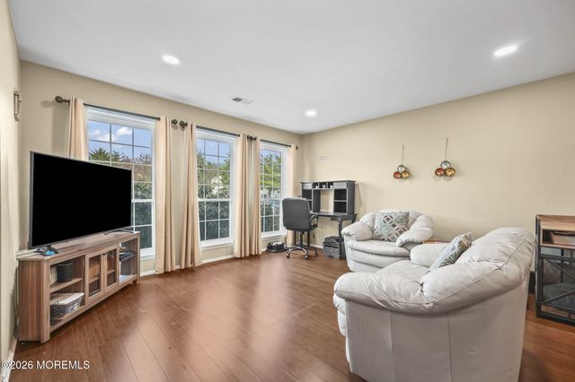 103 Bedford Place, Morganville, NJ 07751