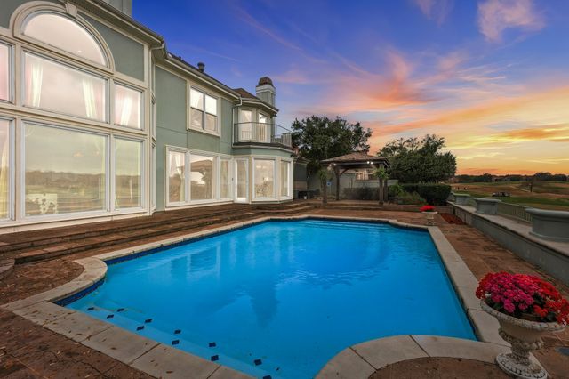 7204 Round Hill Road, Mckinney, TX 75072