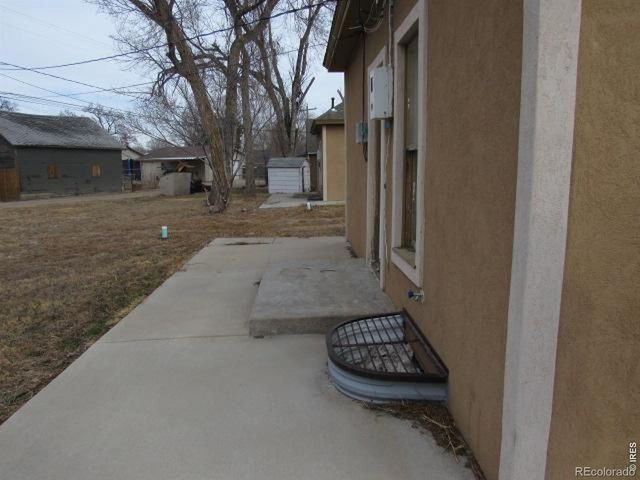 406 Hamilton Street, Sterling, CO 80751