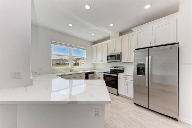 317 VIA TUSCANY AVENUE, Sarasota, FL 34243