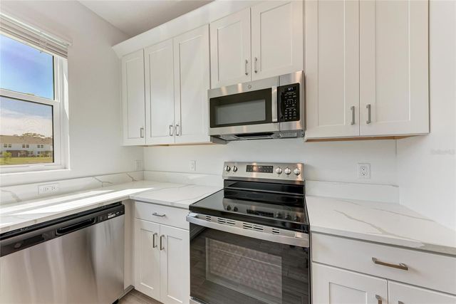 317 VIA TUSCANY AVENUE, Sarasota, FL 34243