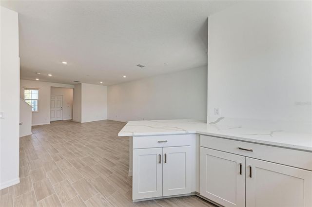 317 VIA TUSCANY AVENUE, Sarasota, FL 34243