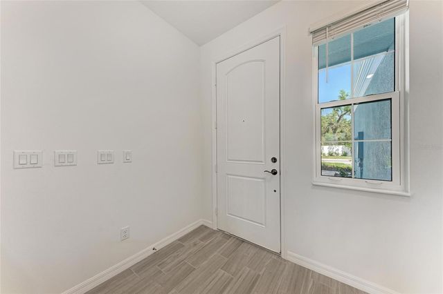 317 VIA TUSCANY AVENUE, Sarasota, FL 34243