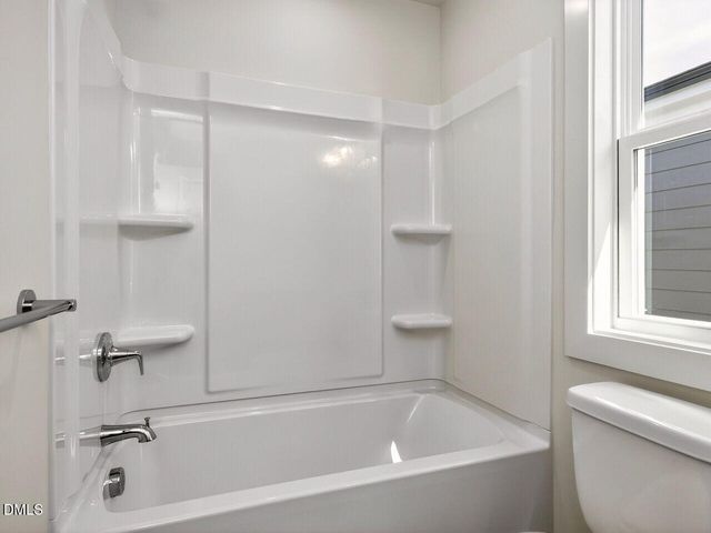 66 Broadoak Lane, Pittsboro, NC 27312