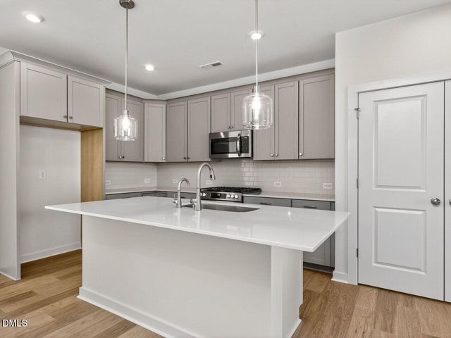 66 Broadoak Lane, Pittsboro, NC 27312