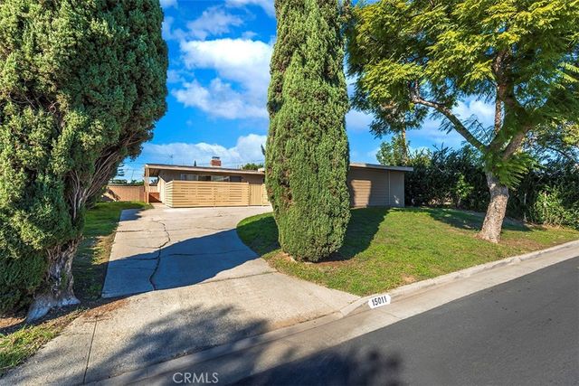15011 La Mesa, La Mirada, CA 90638