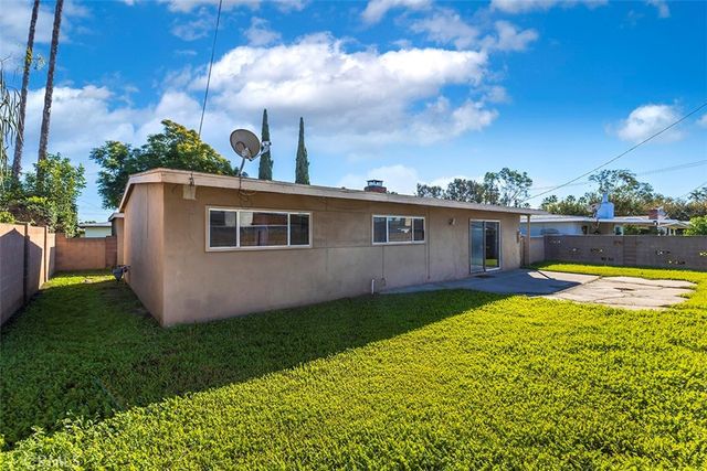 15011 La Mesa, La Mirada, CA 90638