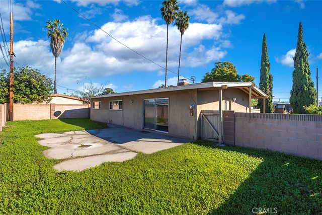 15011 La Mesa, La Mirada, CA 90638