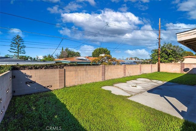 15011 La Mesa, La Mirada, CA 90638