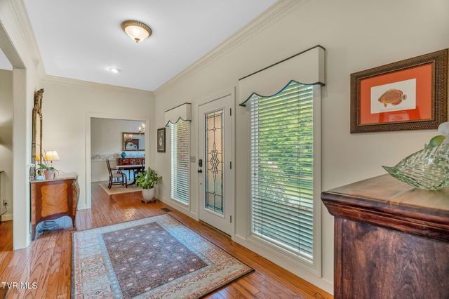 4 Roundtree Court, Johnson City, TN 37604