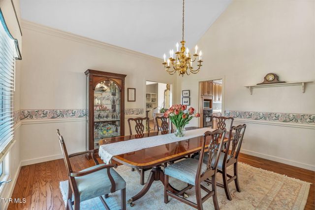 4 Roundtree Court, Johnson City, TN 37604