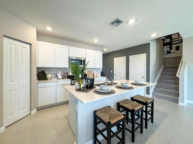 5987 NW Pickering Drive, Port St. Lucie, Port St Lucie, FL 34987