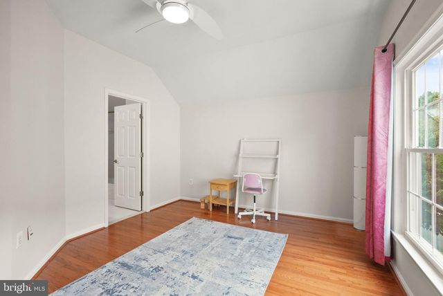 8317 MIDDLE RUDDINGS DR, Lorton, VA 22079