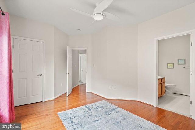8317 MIDDLE RUDDINGS DR, Lorton, VA 22079