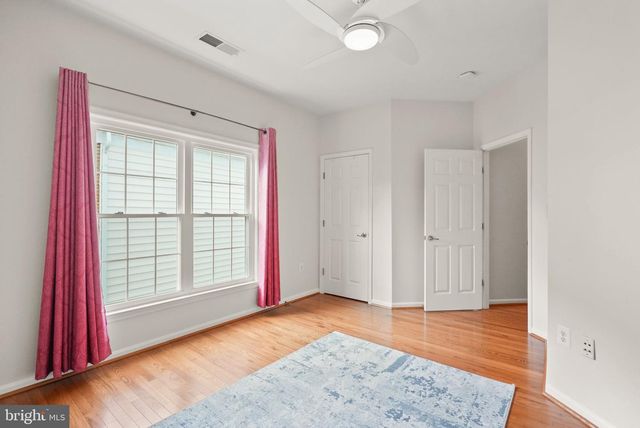 8317 MIDDLE RUDDINGS DR, Lorton, VA 22079