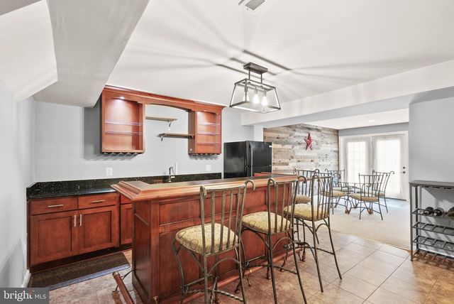 8317 MIDDLE RUDDINGS DR, Lorton, VA 22079