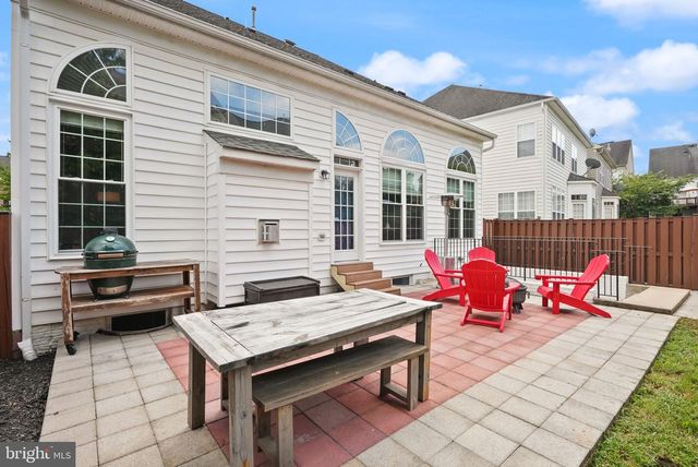 8317 MIDDLE RUDDINGS DR, Lorton, VA 22079