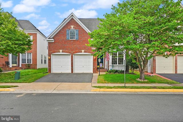 8317 MIDDLE RUDDINGS DR, Lorton, VA 22079