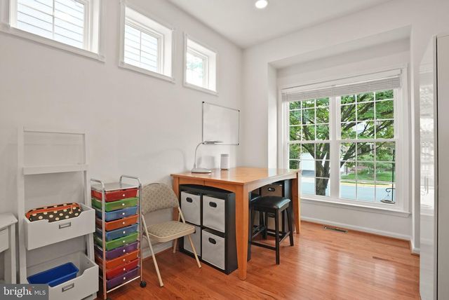 8317 MIDDLE RUDDINGS DR, Lorton, VA 22079
