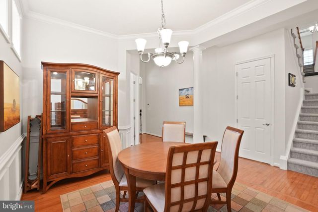 8317 MIDDLE RUDDINGS DR, Lorton, VA 22079
