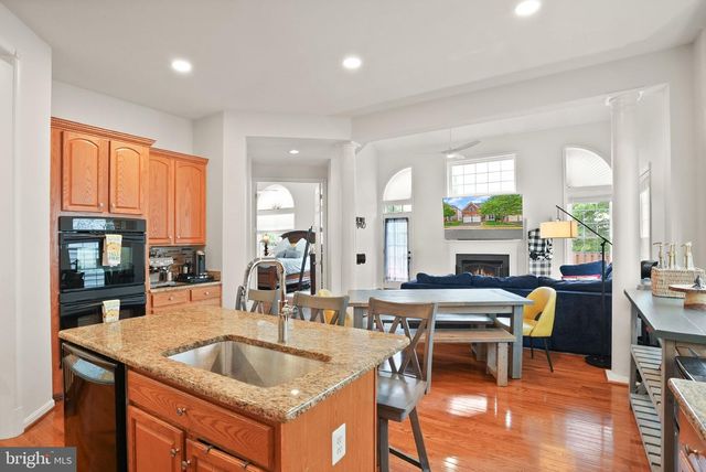 8317 MIDDLE RUDDINGS DR, Lorton, VA 22079