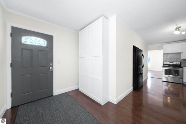 1004 Boyd Avenue, Traverse City, MI 49686