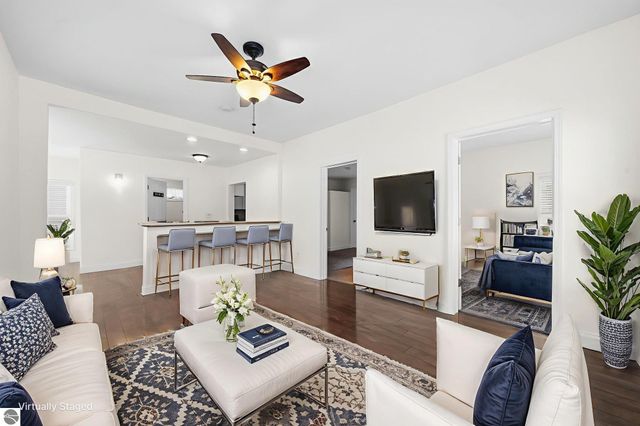 1004 Boyd Avenue, Traverse City, MI 49686