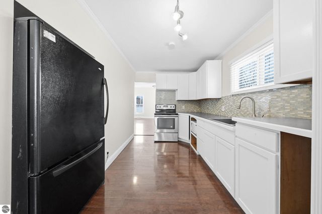 1004 Boyd Avenue, Traverse City, MI 49686