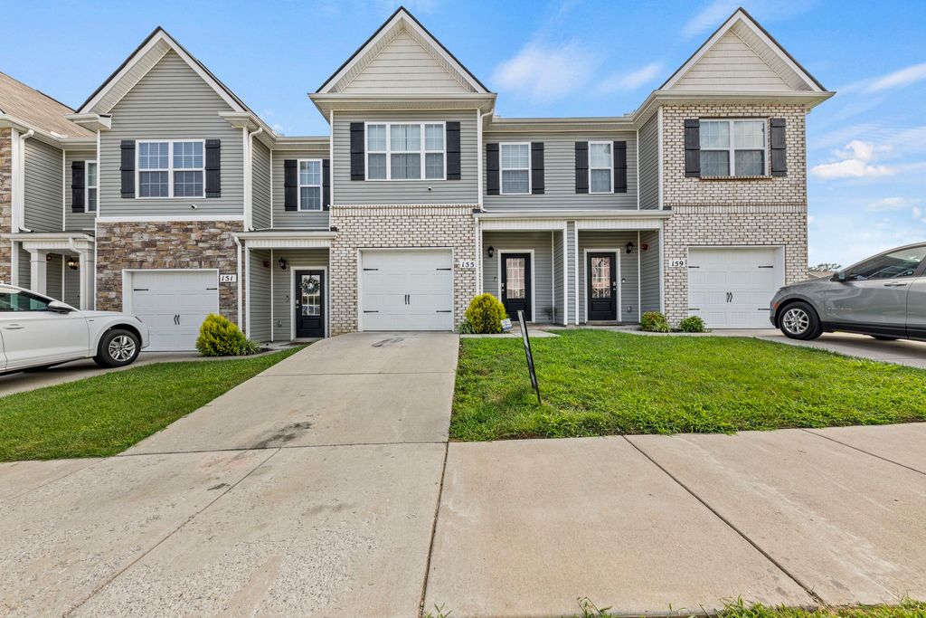 155 Champions Ln, Ashland City, TN 37015