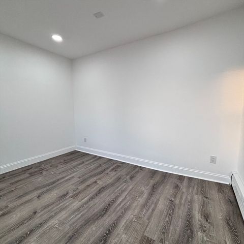 12 Pine St 2, Attleboro, MA 02703