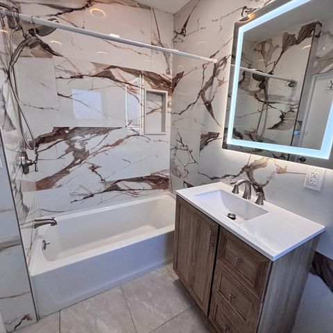 12 Pine St 2, Attleboro, MA 02703