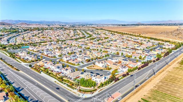 29985 Solardo Drive, Menifee, CA 92585